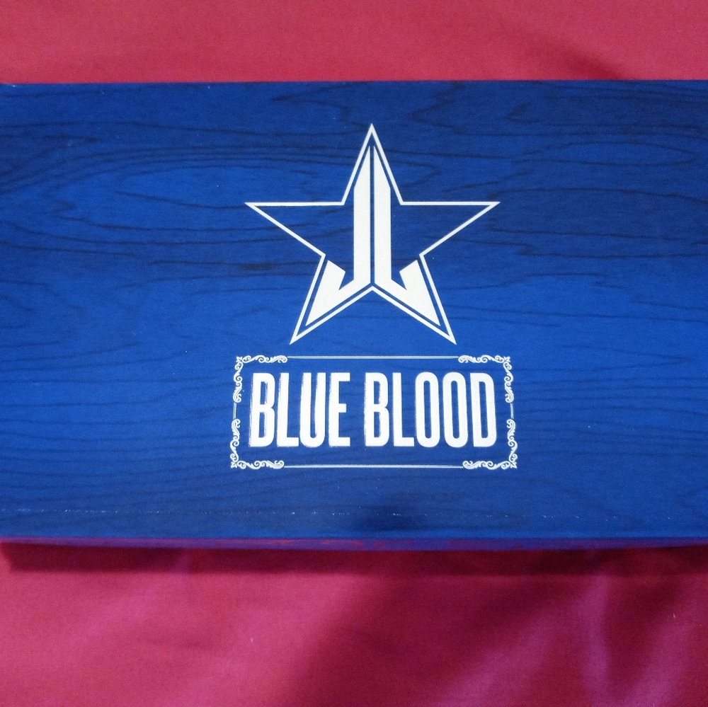 Jeffree Star Blue Blood Palette
